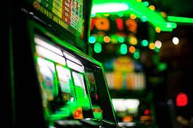ဘောလုံးလောင်းကစား slotbet